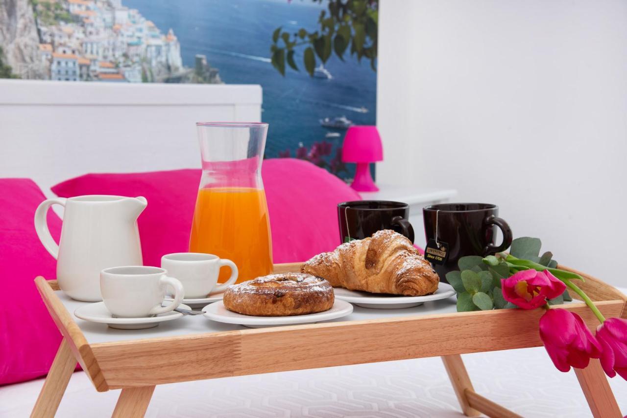 Stanza Tasso - De Vivo Realty Sorrento Bed and Breakfast Buitenkant foto