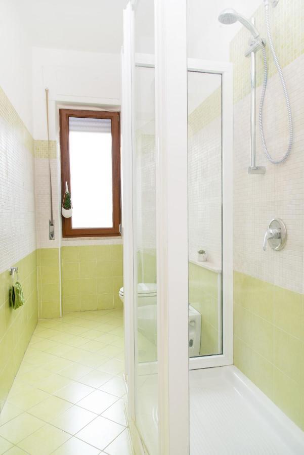 Stanza Tasso - De Vivo Realty Sorrento Bed and Breakfast Buitenkant foto